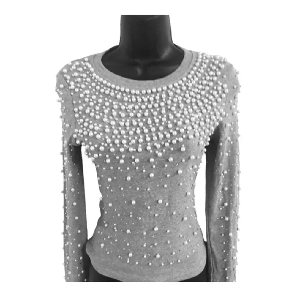 Beautiful Stunning pearl beaded gray long sleeve sweater knit top size small new